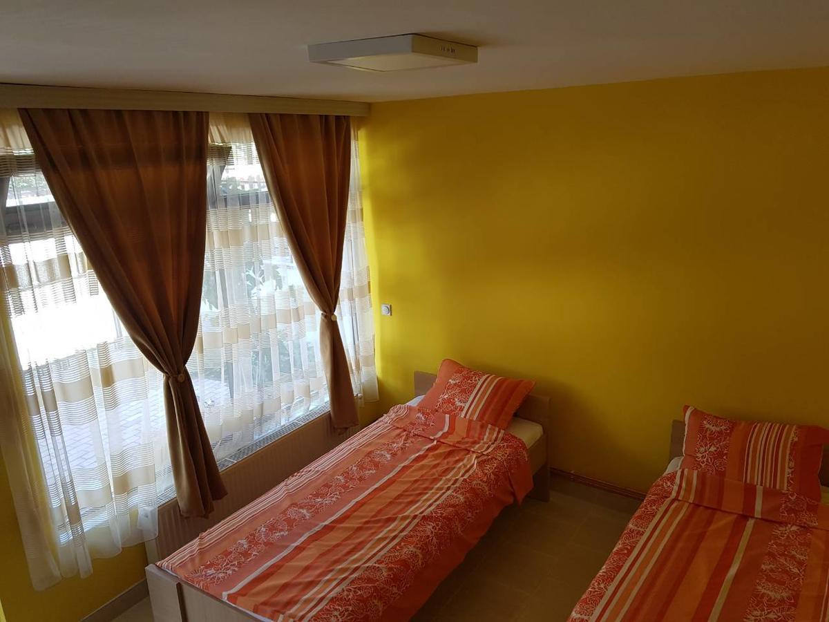Guest House Ohrid Trpeski ภายนอก รูปภาพ
